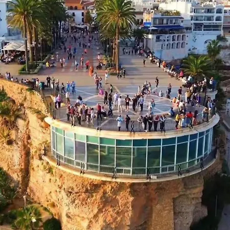 Eva Nerja